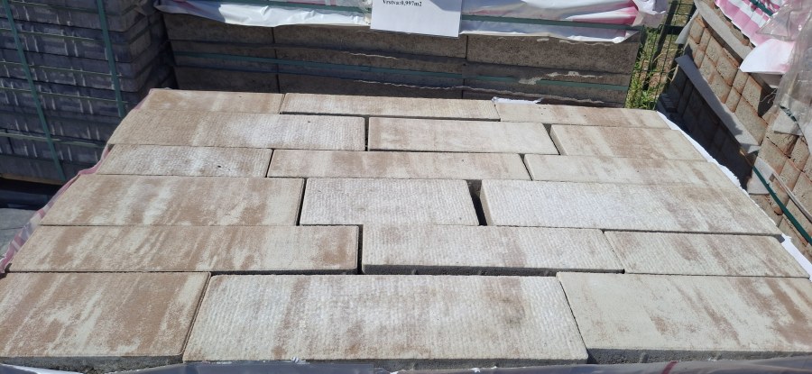 Výprodej - dlažba zámková Duo stone Latte 2.jak. (pal. 8 vrstev,zál.na pal. 2868) - Výprodejové zboží Betonové dlažby