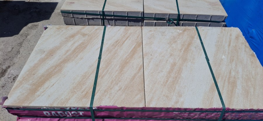 Výprodej - dlažba zahradní 60x60x6cm barva Honey 2.jak. pal.2868 20ks pal. - Výprodejové zboží Betonové dlažby