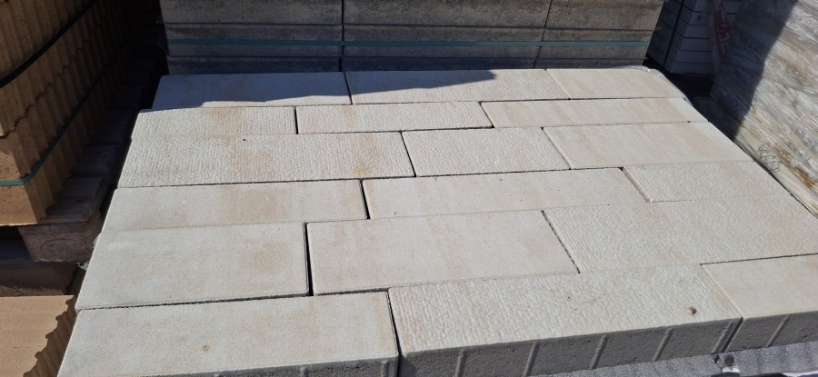 Výprodej - dlažba zámková Duo stone Honey 2.jak. prodej na vrstvy (0,997m2 ) zál.pal.2868 - Výprodejové zboží Betonové dlažby