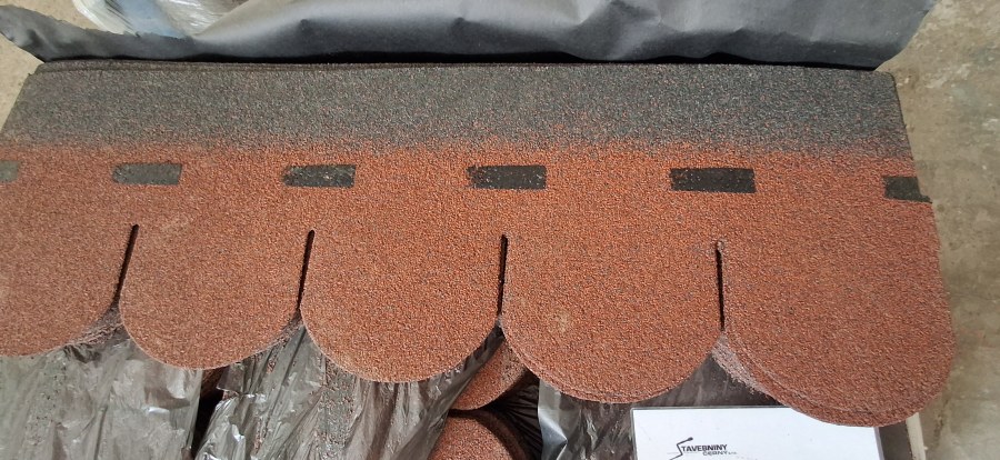 Výprodej - šindel bobrovka červený II. jakost (prodej na ks) (v) - Výprodejové zboží Šindel