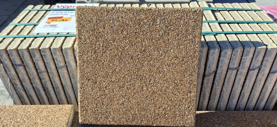 Výprodej- dlažba plošná 40,5x40,5x3,8cm dunaj pestrá 2 jak. záloha na pal. 2868 (v)