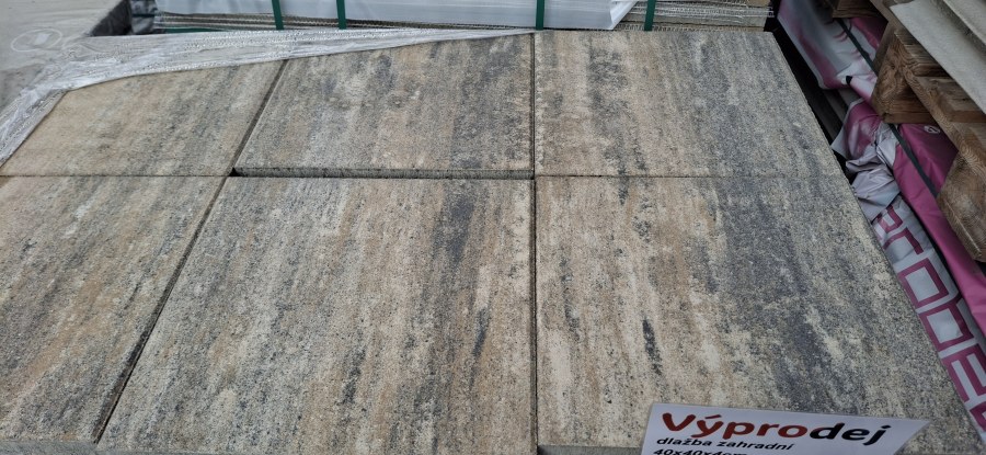 Výprodej- dlažba zahradní 40x40x4cm bílohnědo černá 2 jak.,zal 18681 (72) Výprodej- dlažba zahradní 40x40x4cm bílohnědo černá 2 jak.,zal 18681 (72)