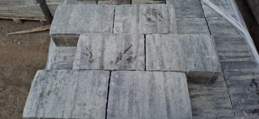 Výprodej - dlažba Via Roma II. PRATO 8cm 2.jak. (0,96m2/7,68) pal.2868 (v) - Výprodejové zboží Betonové dlažby