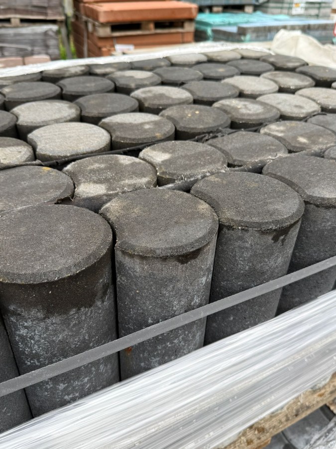 Výprodej - palisáda RONDA kruhová 11,5cm antracit (66) pal.nevratná 228756 Výprodej - palisáda RONDA kruhová 11,5cm antracit (66) pal.nevratná 228756 - Výprodejové zboží Betonové výrobky