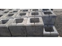 Výprodej - tvarovka plotová ASTI 19,5x19,5x19 cm hladká s fazetou různé barvy